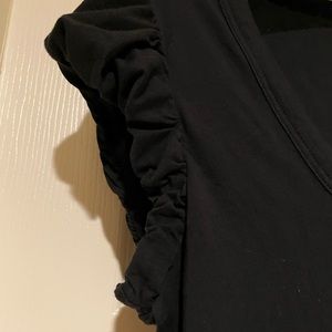 Theory black tshirt